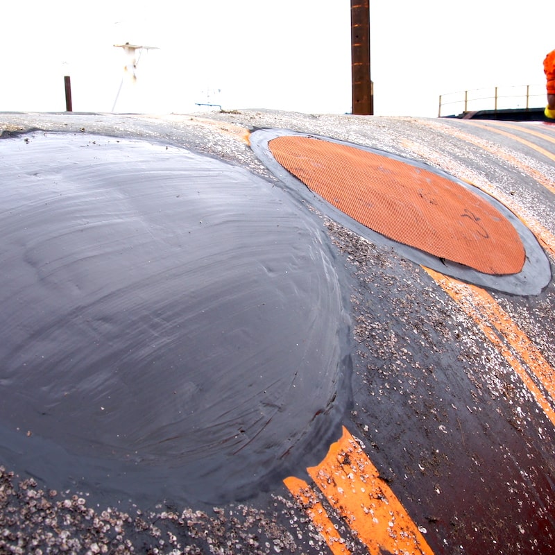 Repair of wear and transport handling damage of rubber